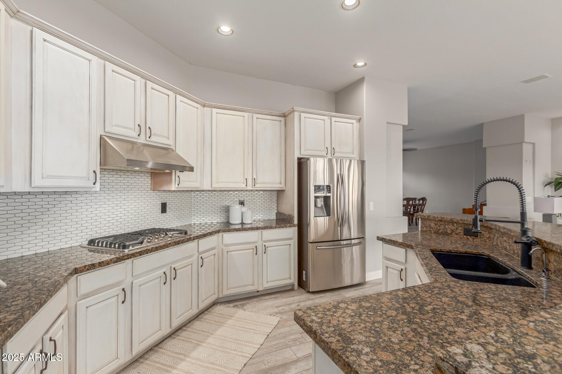 5919 E WILDCAT Drive