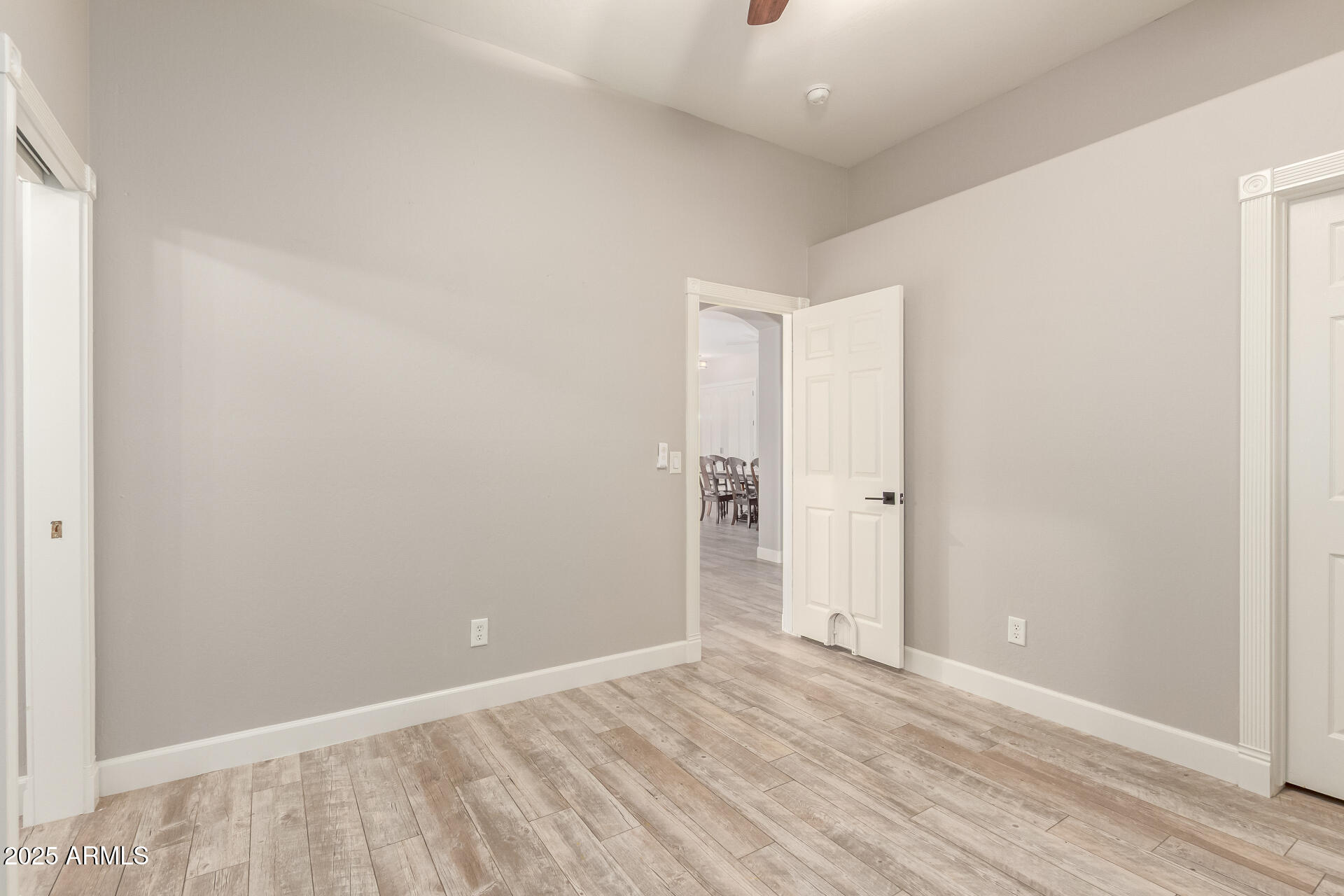 5919 E WILDCAT Drive