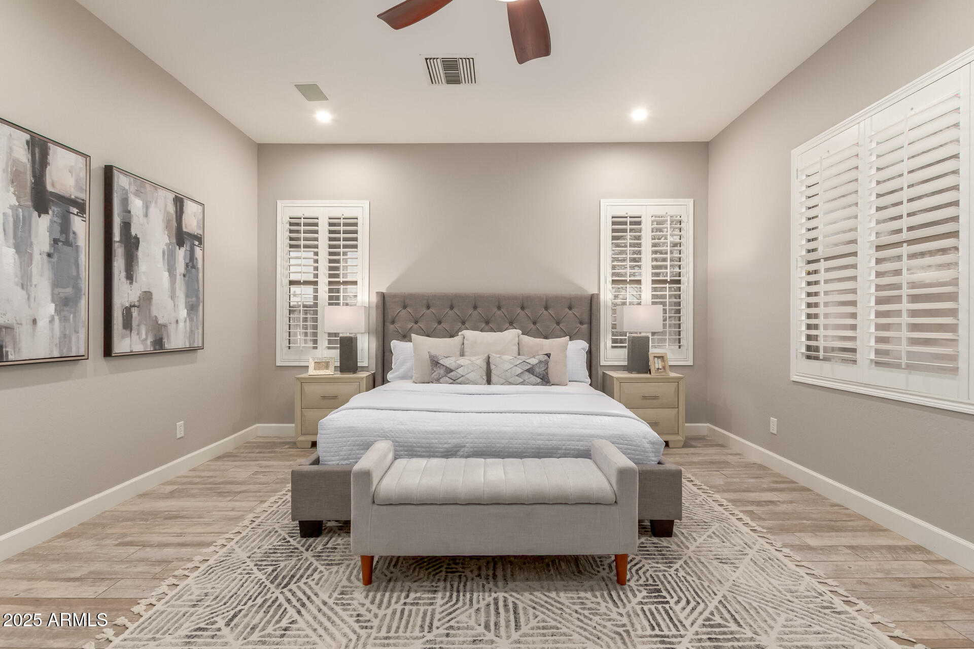 5919 E WILDCAT Drive