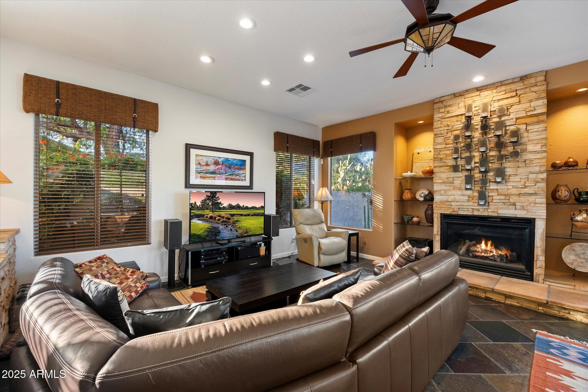 5118 E SIERRA SUNSET Trail