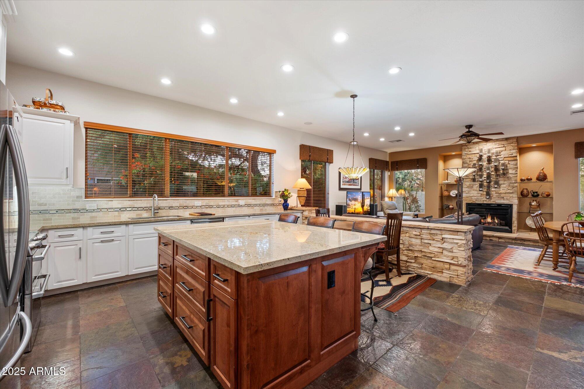 5118 E SIERRA SUNSET Trail