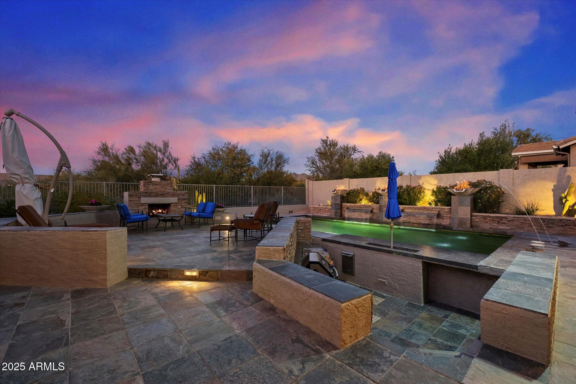 5118 E SIERRA SUNSET Trail