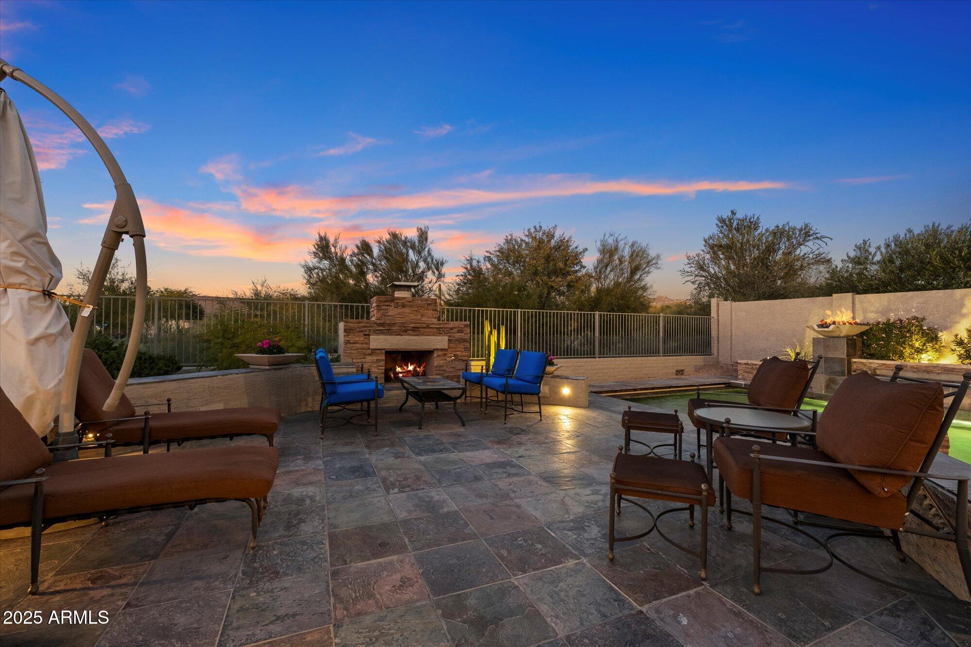 5118 E SIERRA SUNSET Trail