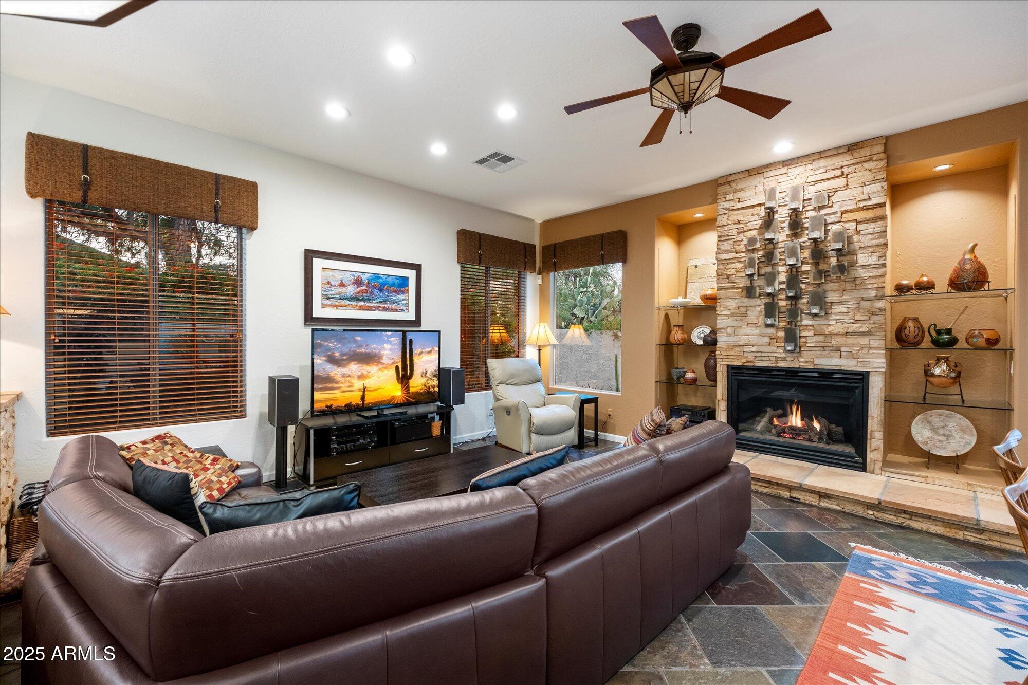 5118 E SIERRA SUNSET Trail