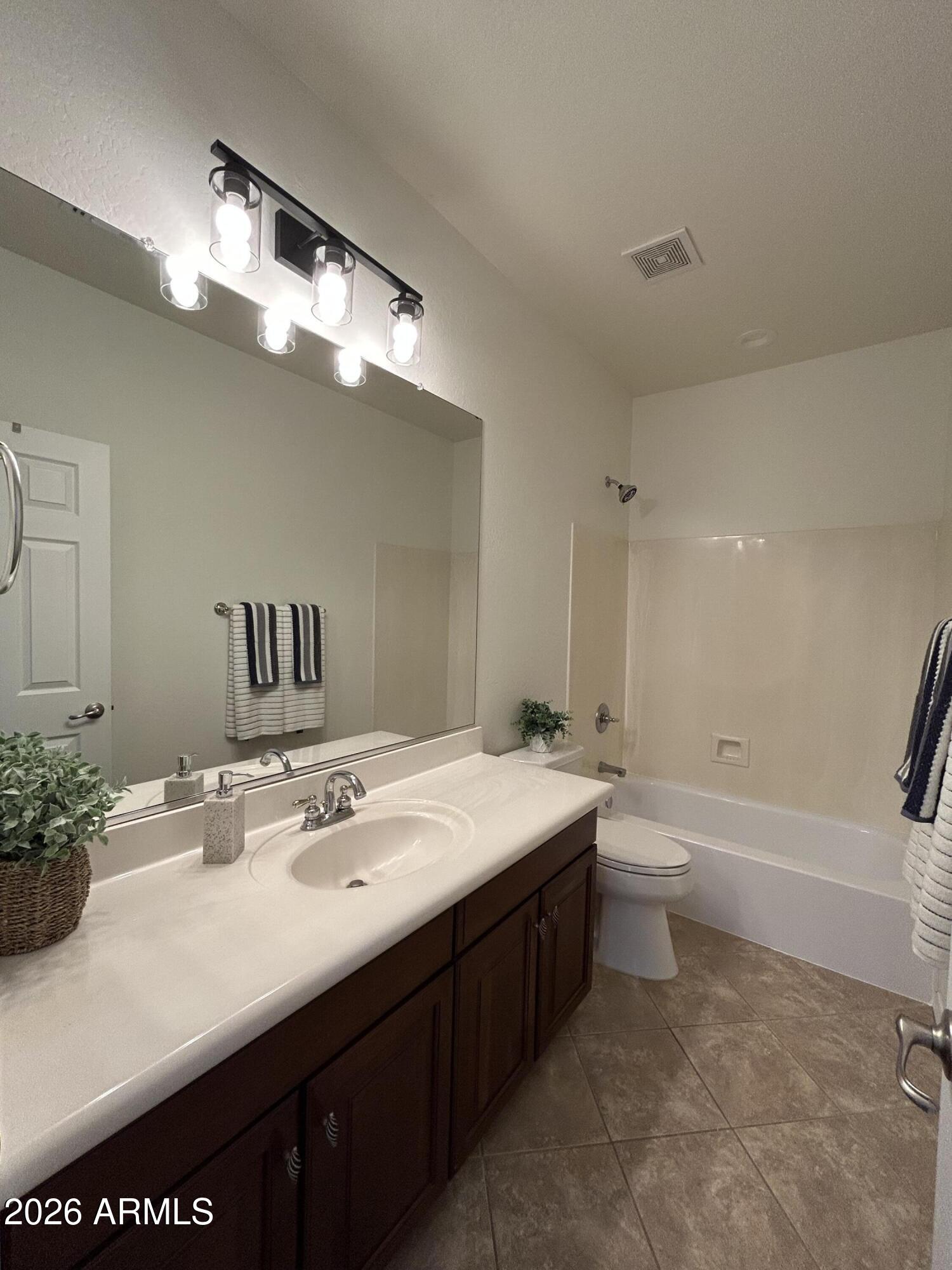3234 W RAPALO Road