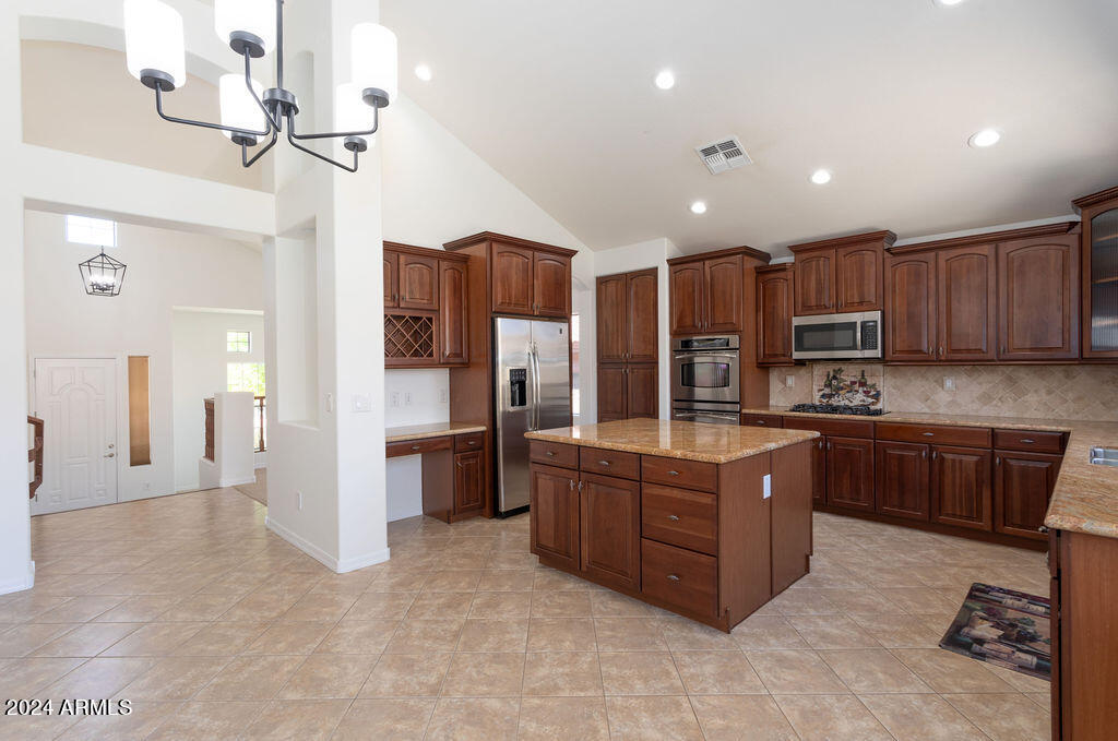 3234 W Rapalo Road