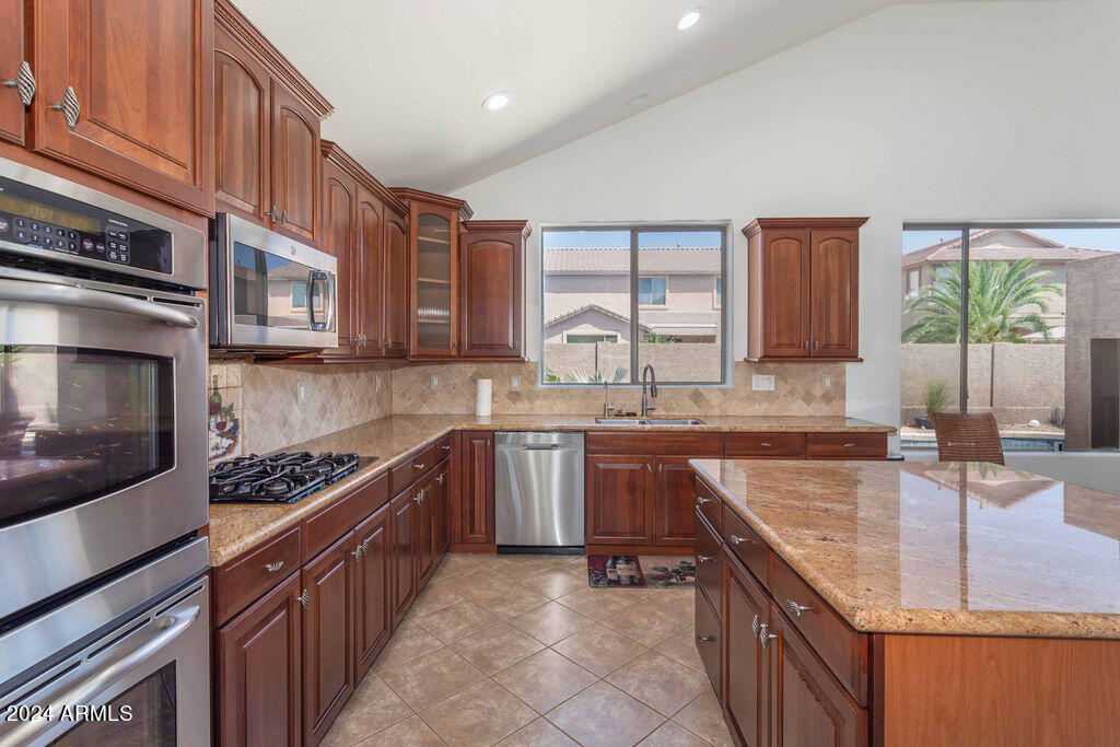 3234 W Rapalo Road