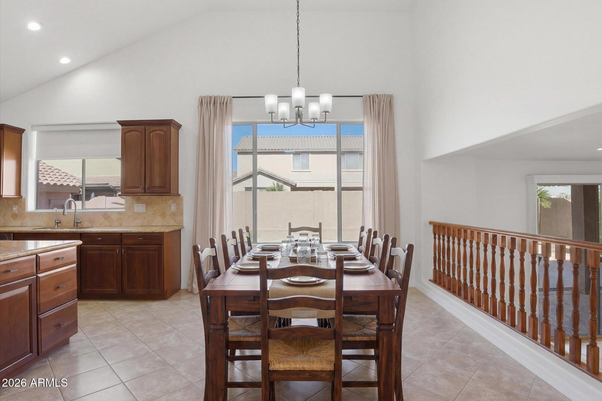3234 W Rapalo Road