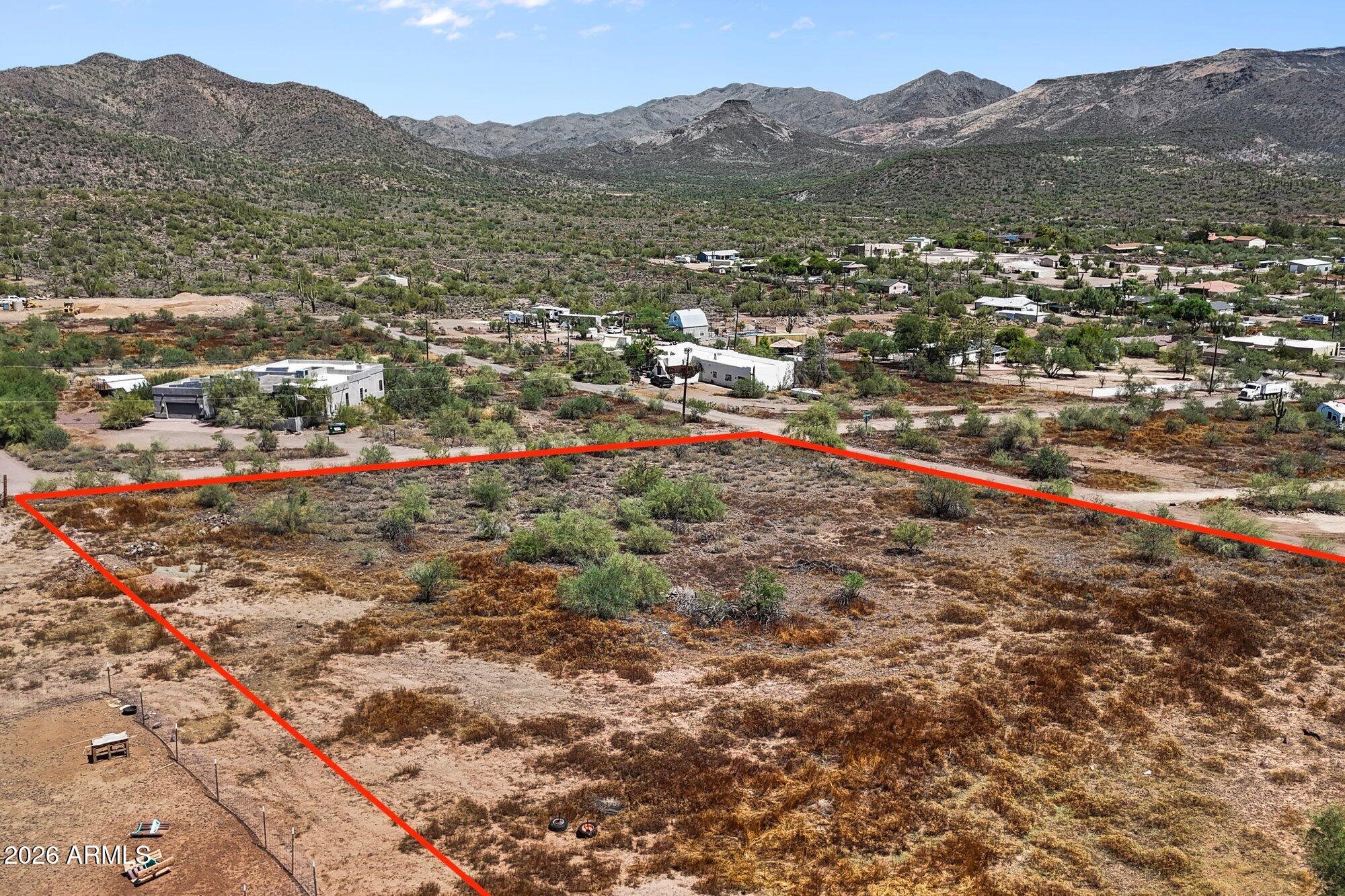 1525 W LAZY K RANCH Road '-'