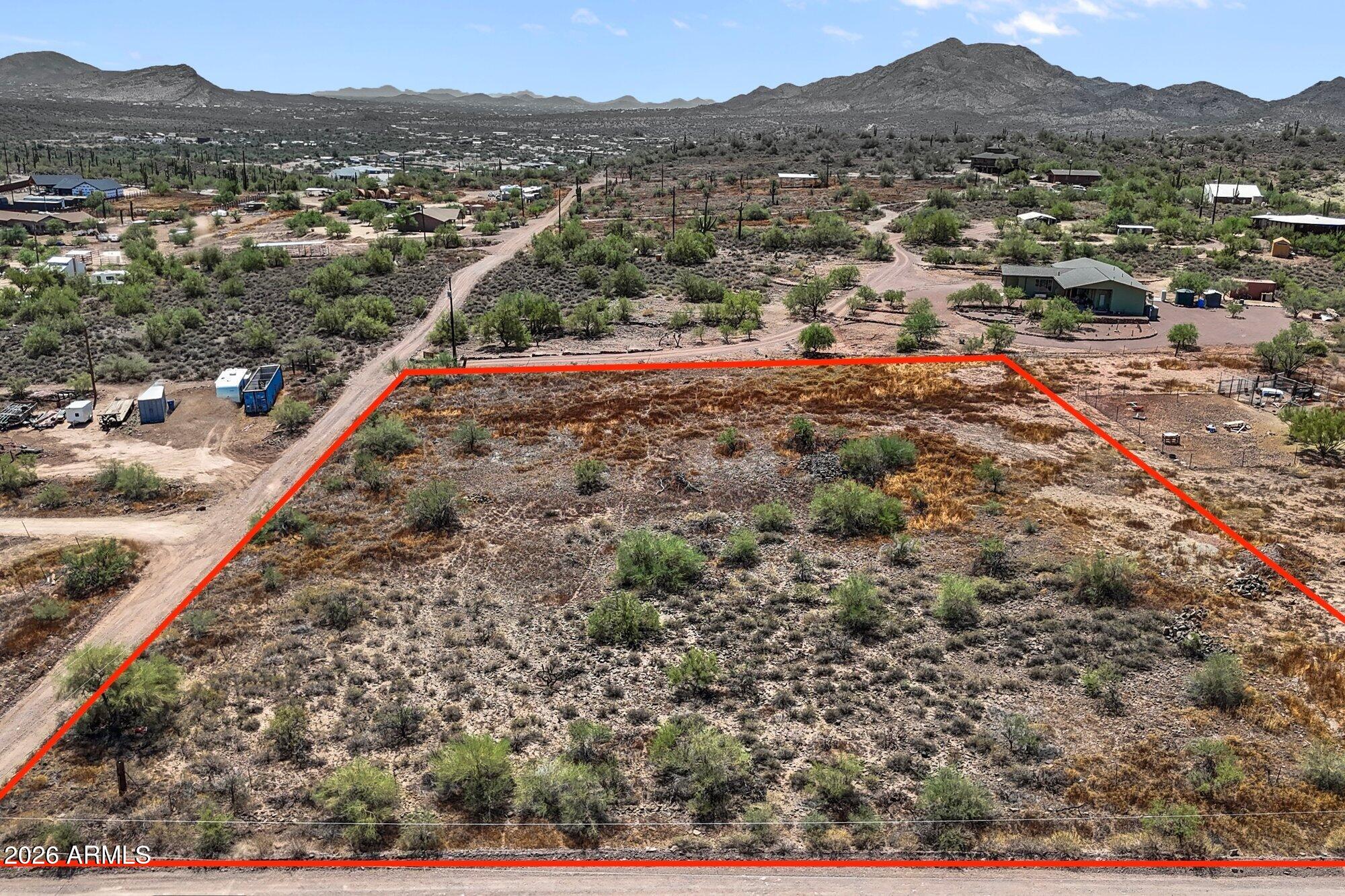 1525 W LAZY K RANCH Road '-'