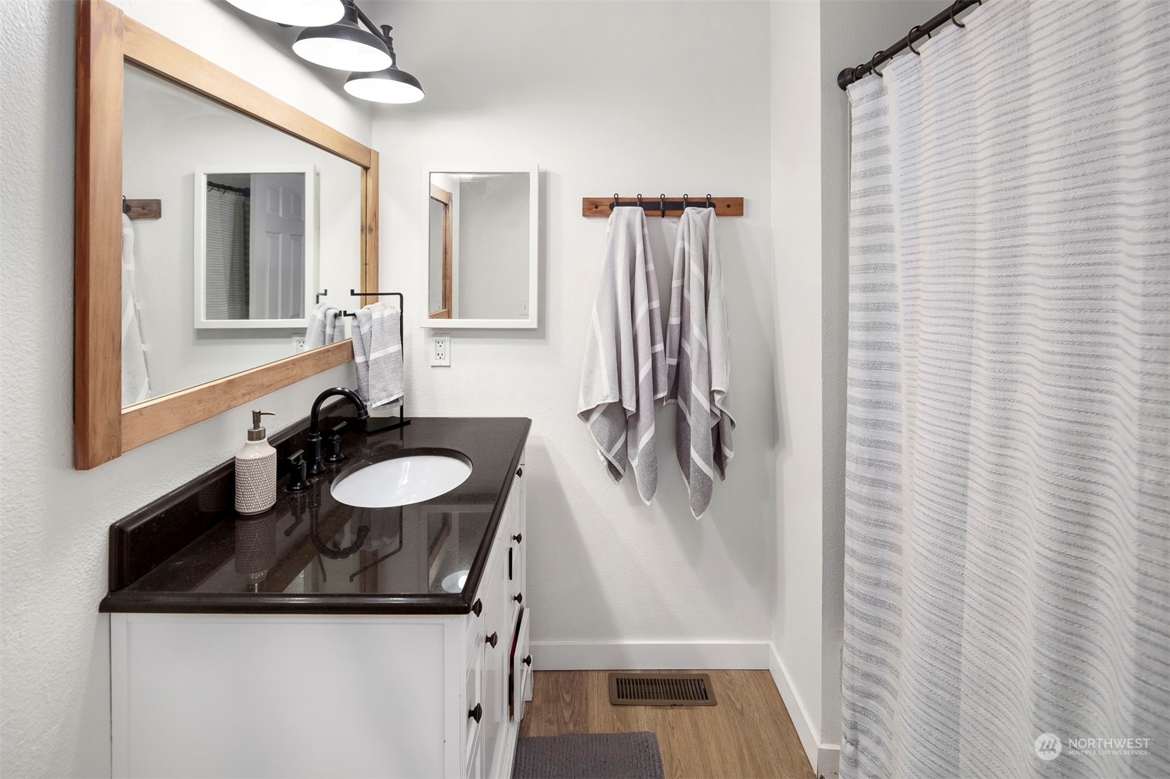 10417 4th Avenue W Unit: A