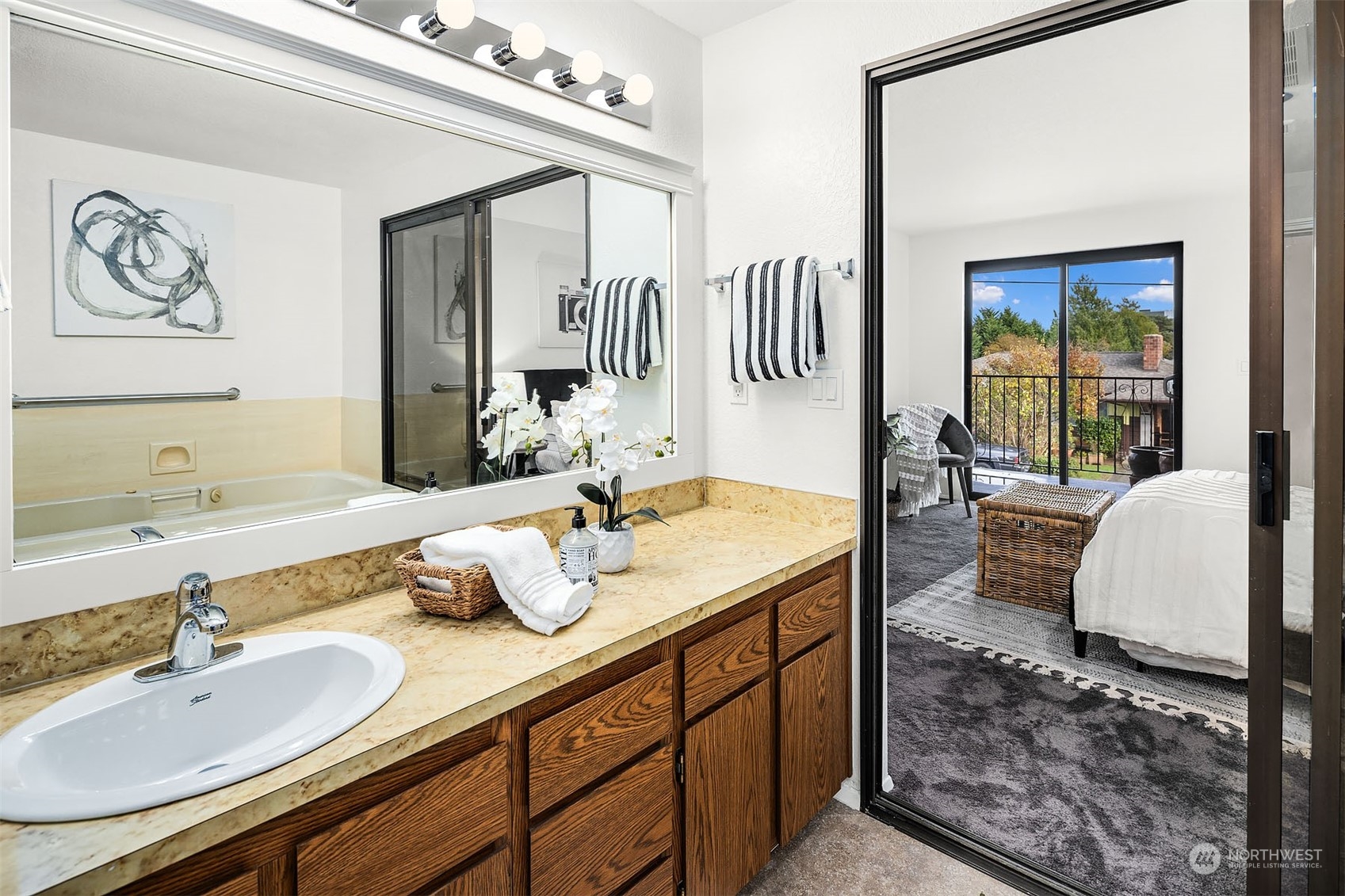10601 Bagley Avenue N Unit: 201