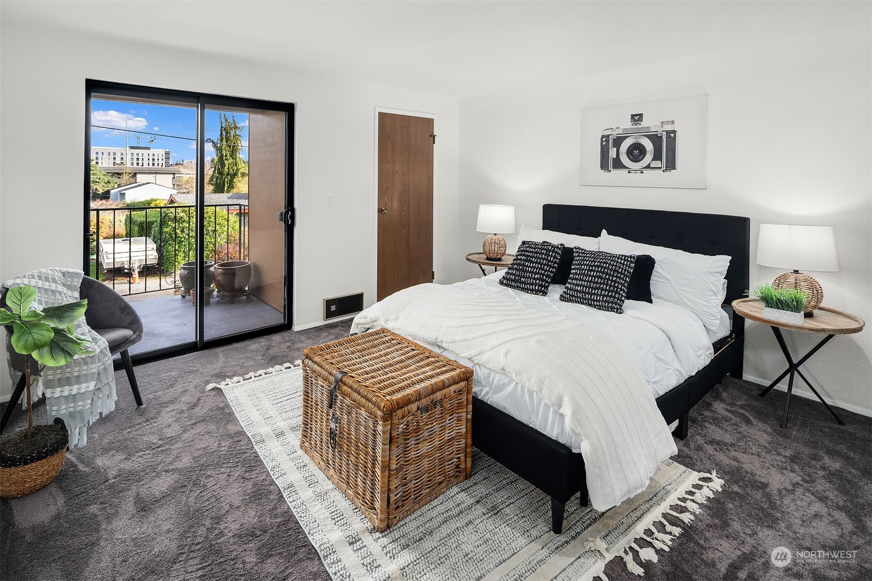 10601 Bagley Avenue N Unit: 201