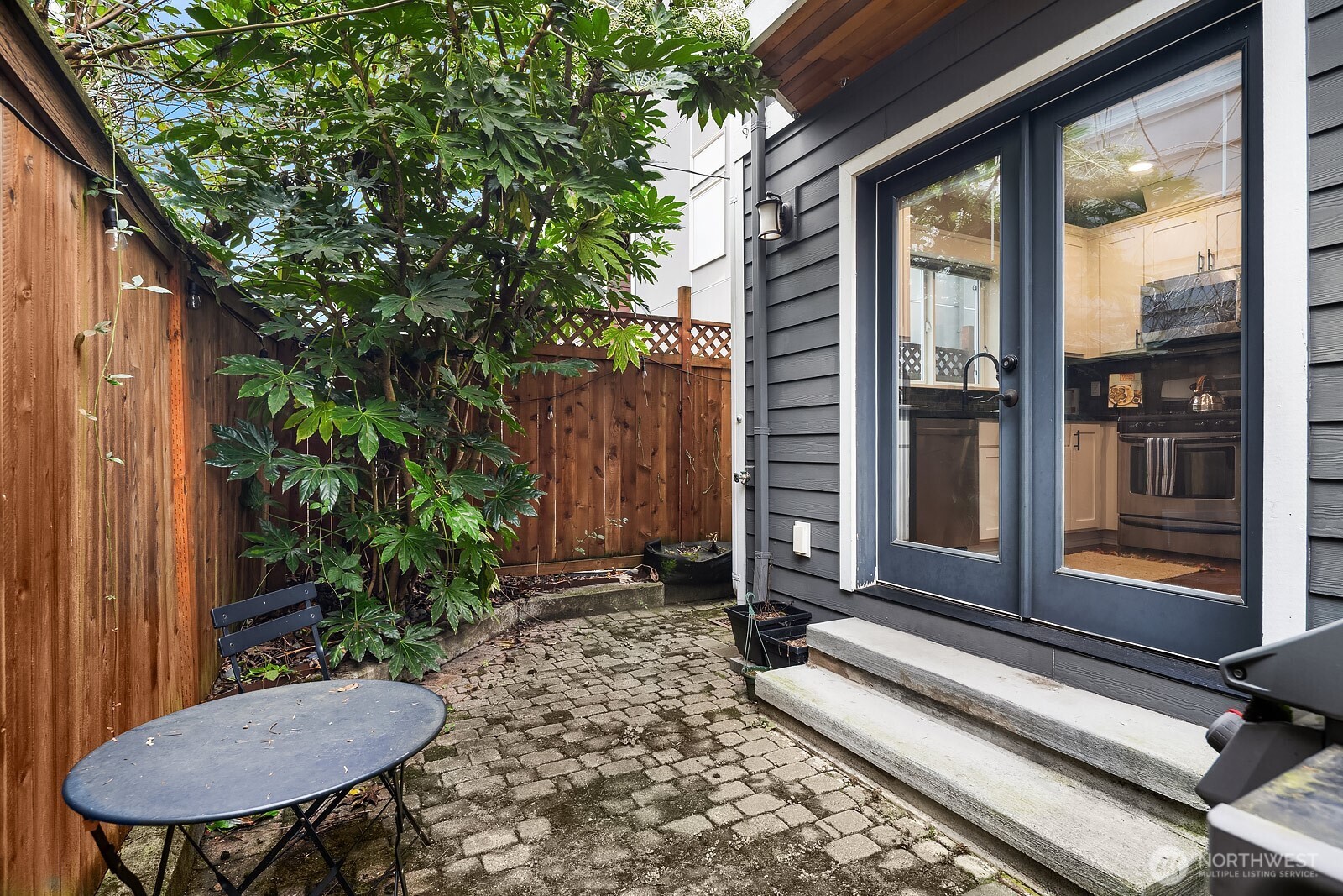 114 W Florentia Street Unit: B