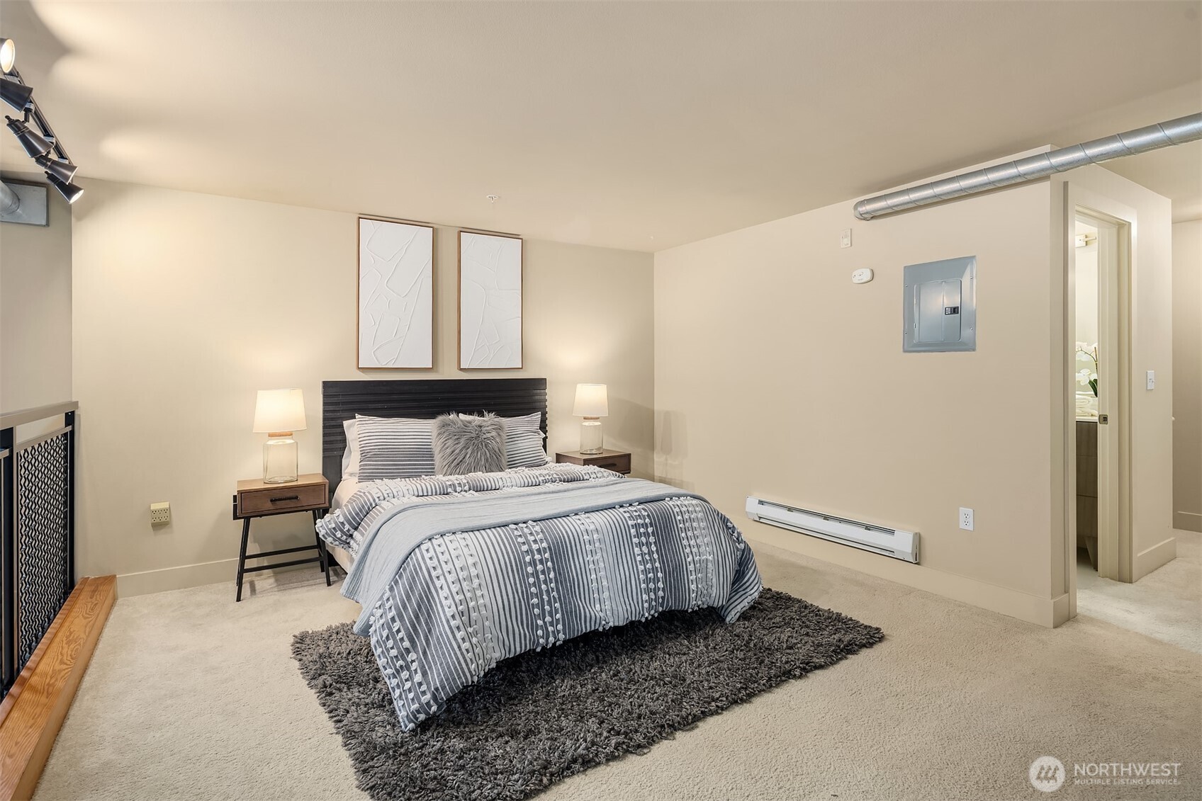 530 Broadway E Unit: 236