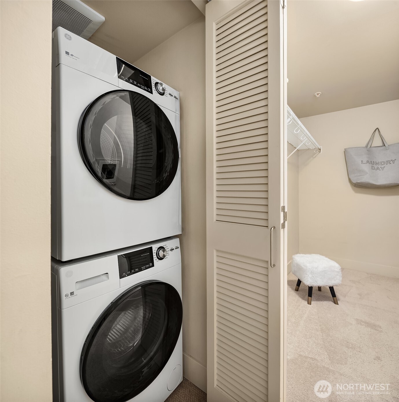 530 Broadway E Unit: 236