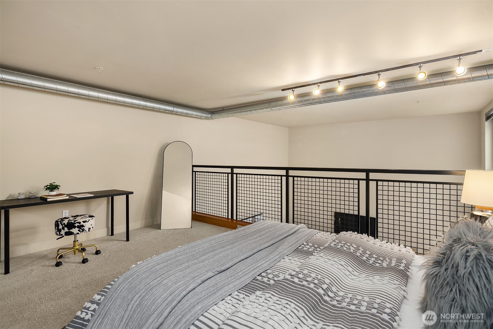 530 Broadway E Unit: 236