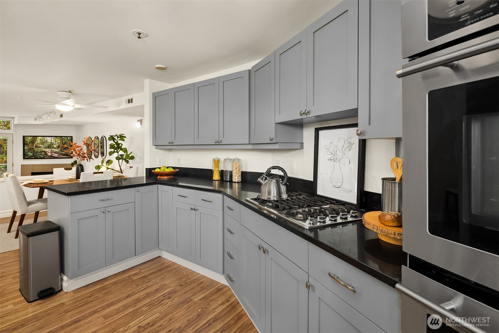 9039 NE Juanita Drive Unit: 305