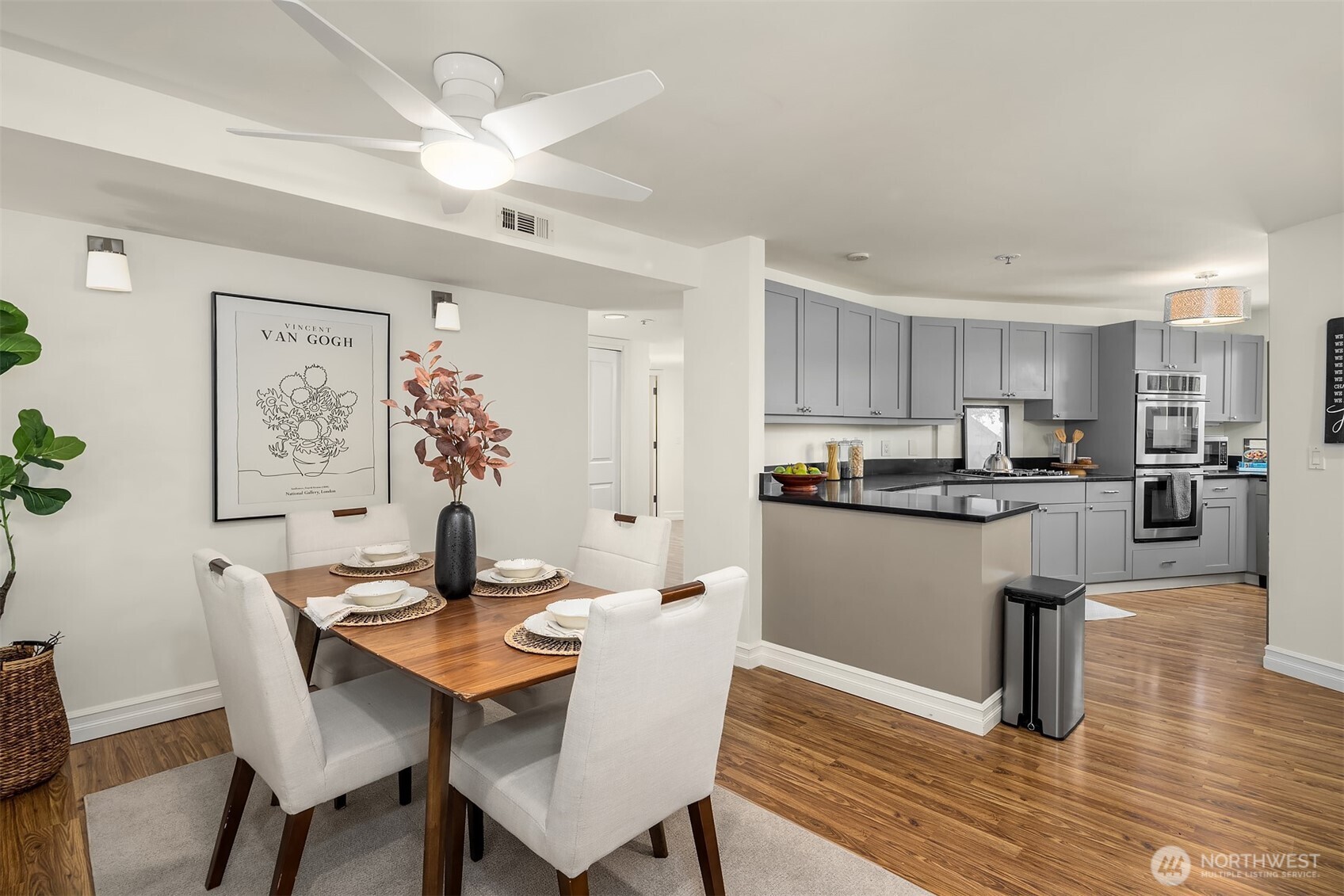 9039 NE Juanita Drive Unit: 305