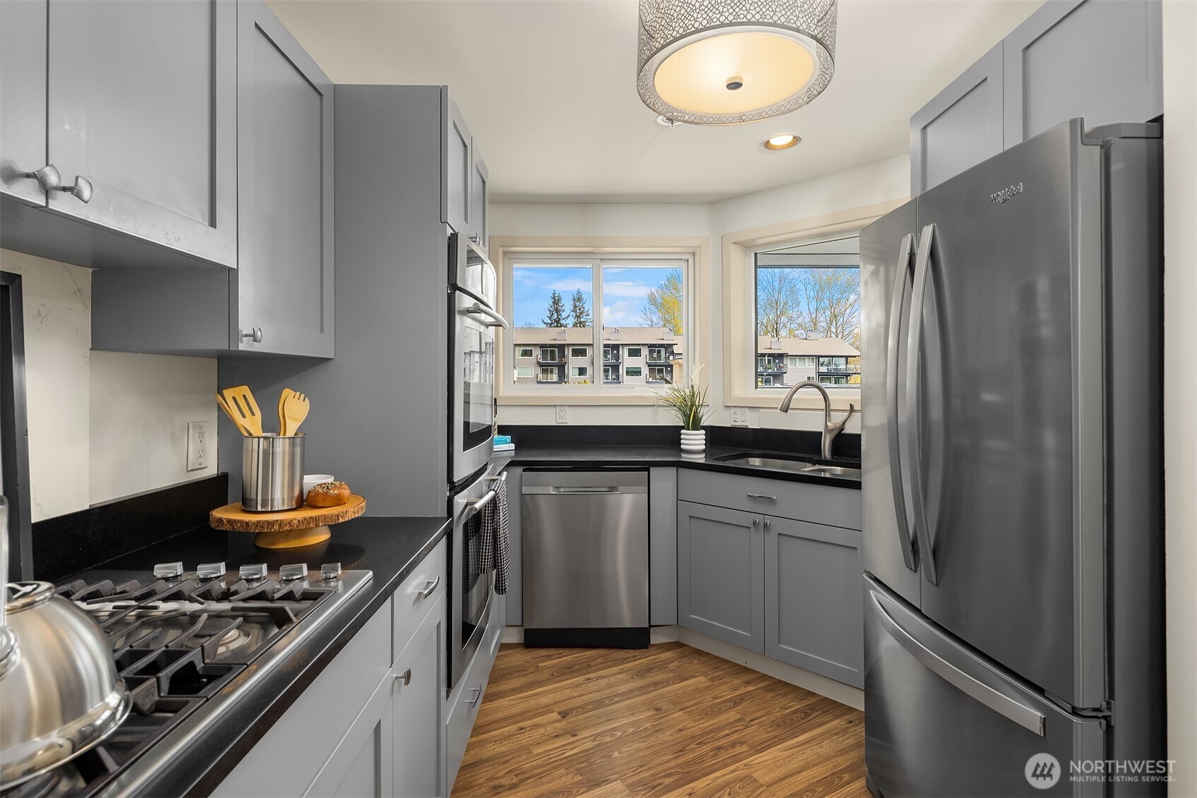9039 NE Juanita Drive Unit: 305