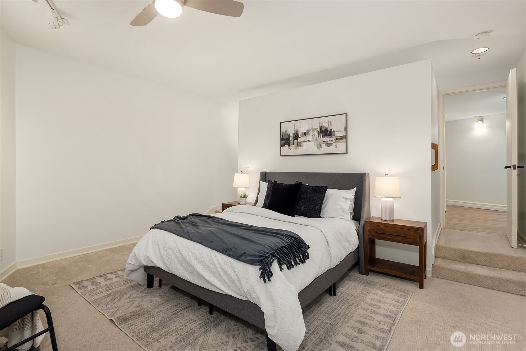 9039 NE Juanita Drive Unit: 305