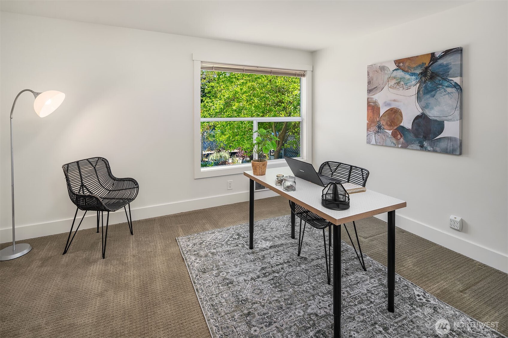 611 Bell Street Unit: 1