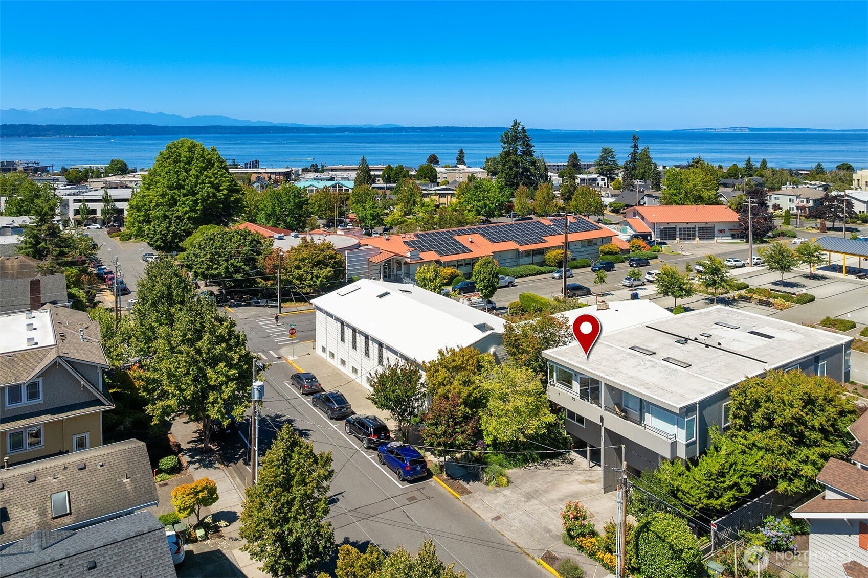 611 Bell Street Unit: 1