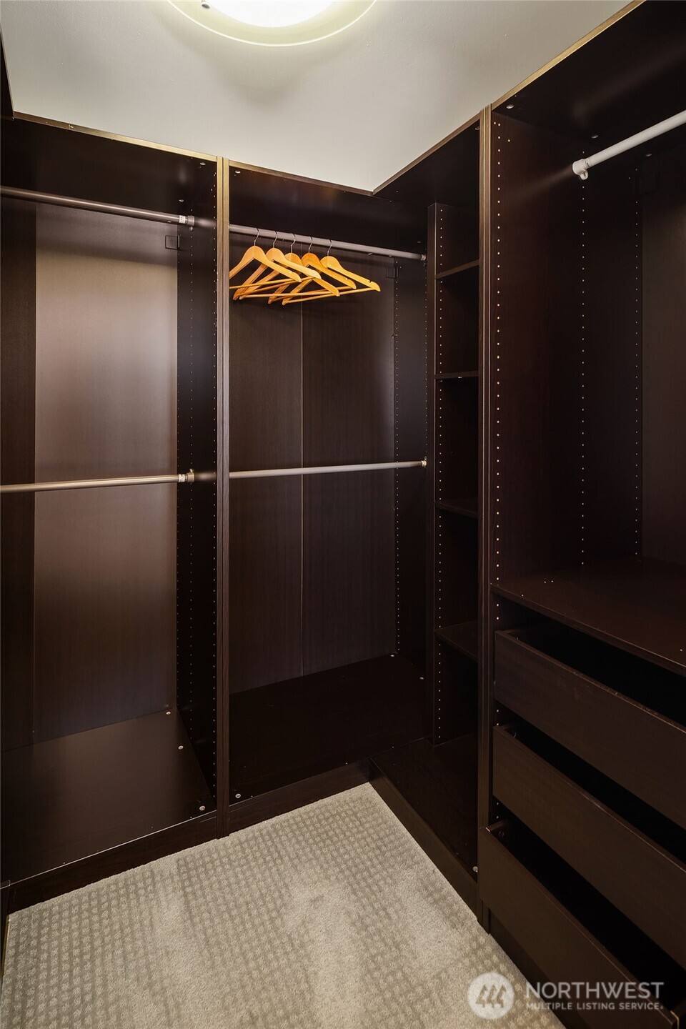 611 Bell Street Unit: 1
