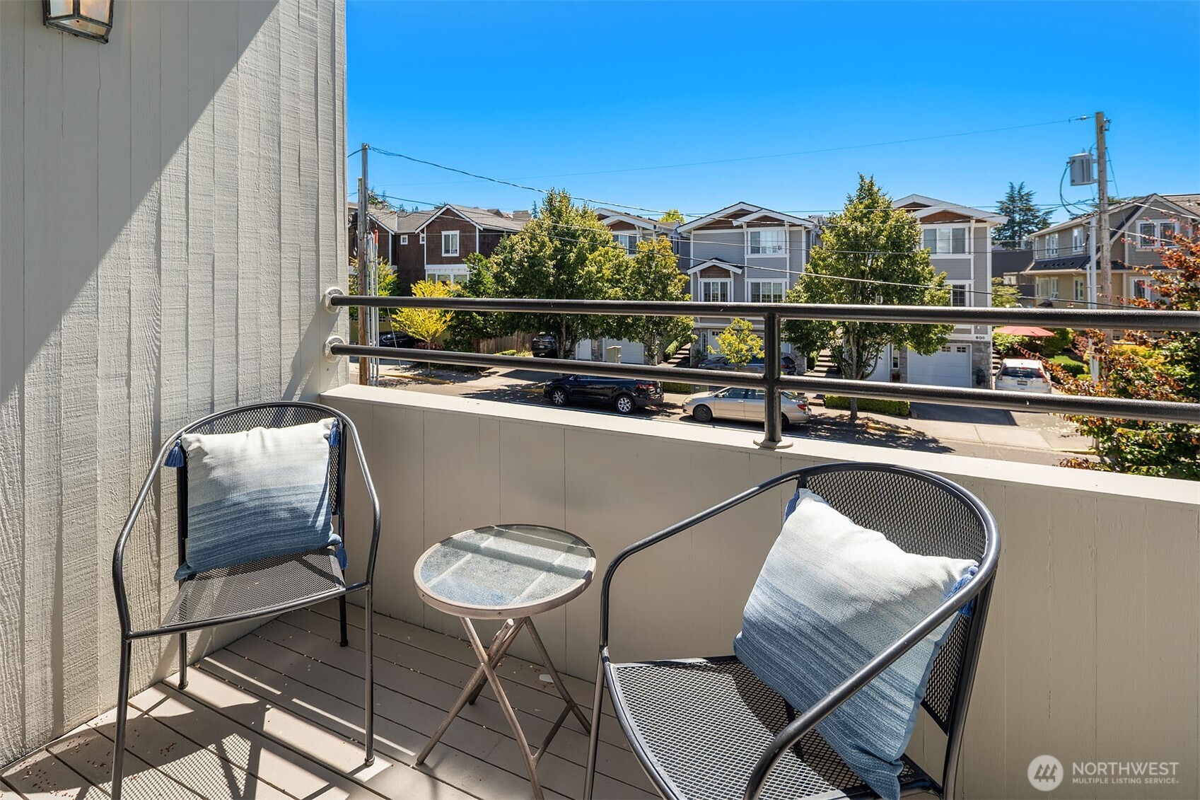 611 Bell Street Unit: 1
