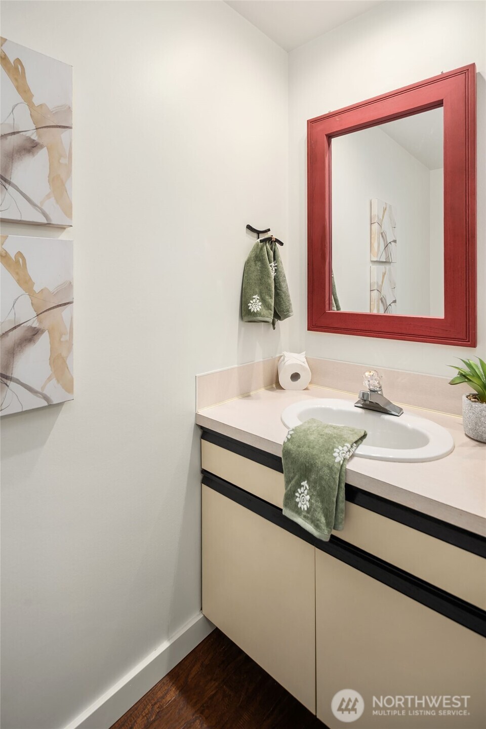 611 Bell Street Unit: 1