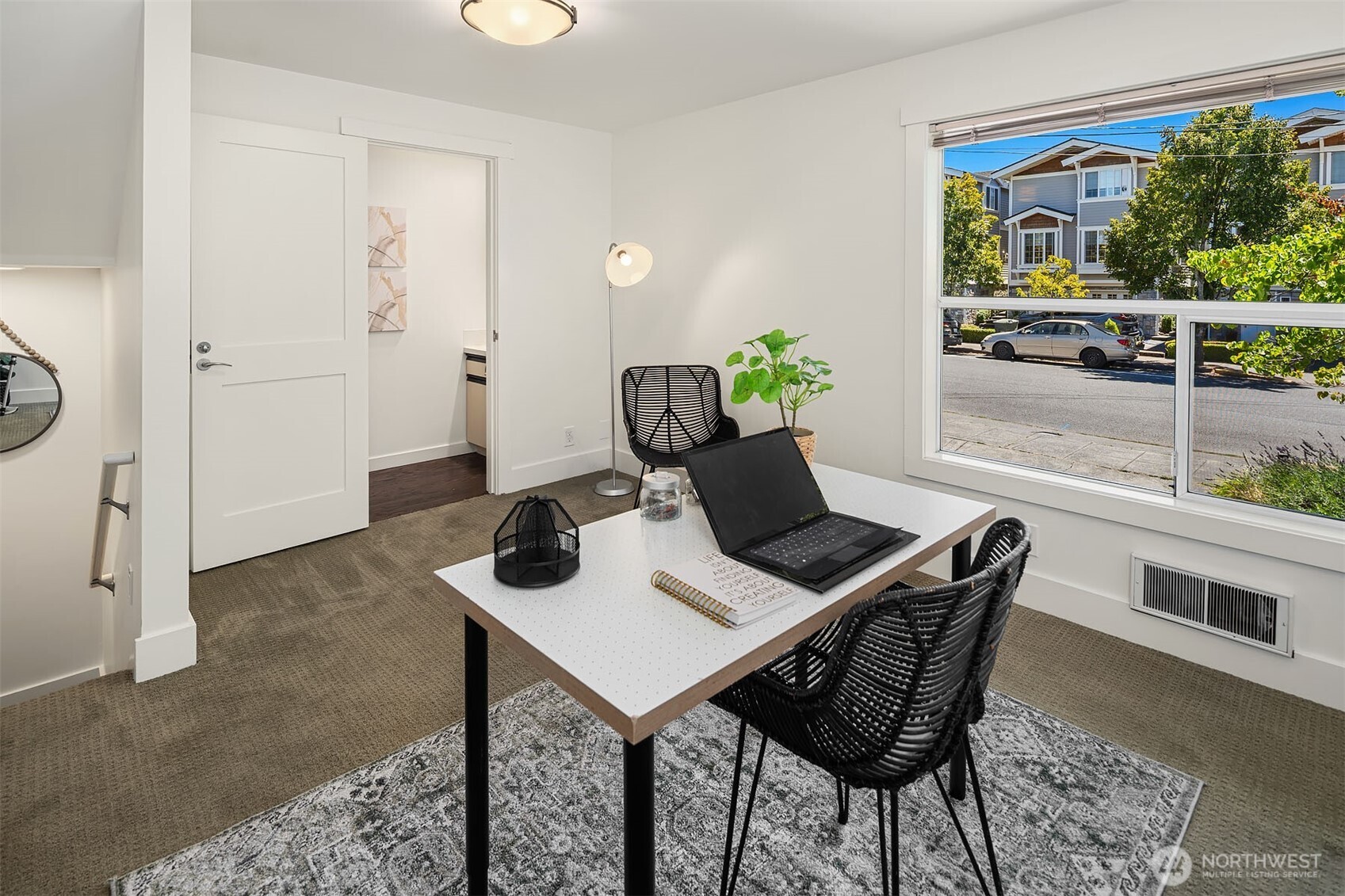 611 Bell Street Unit: 1