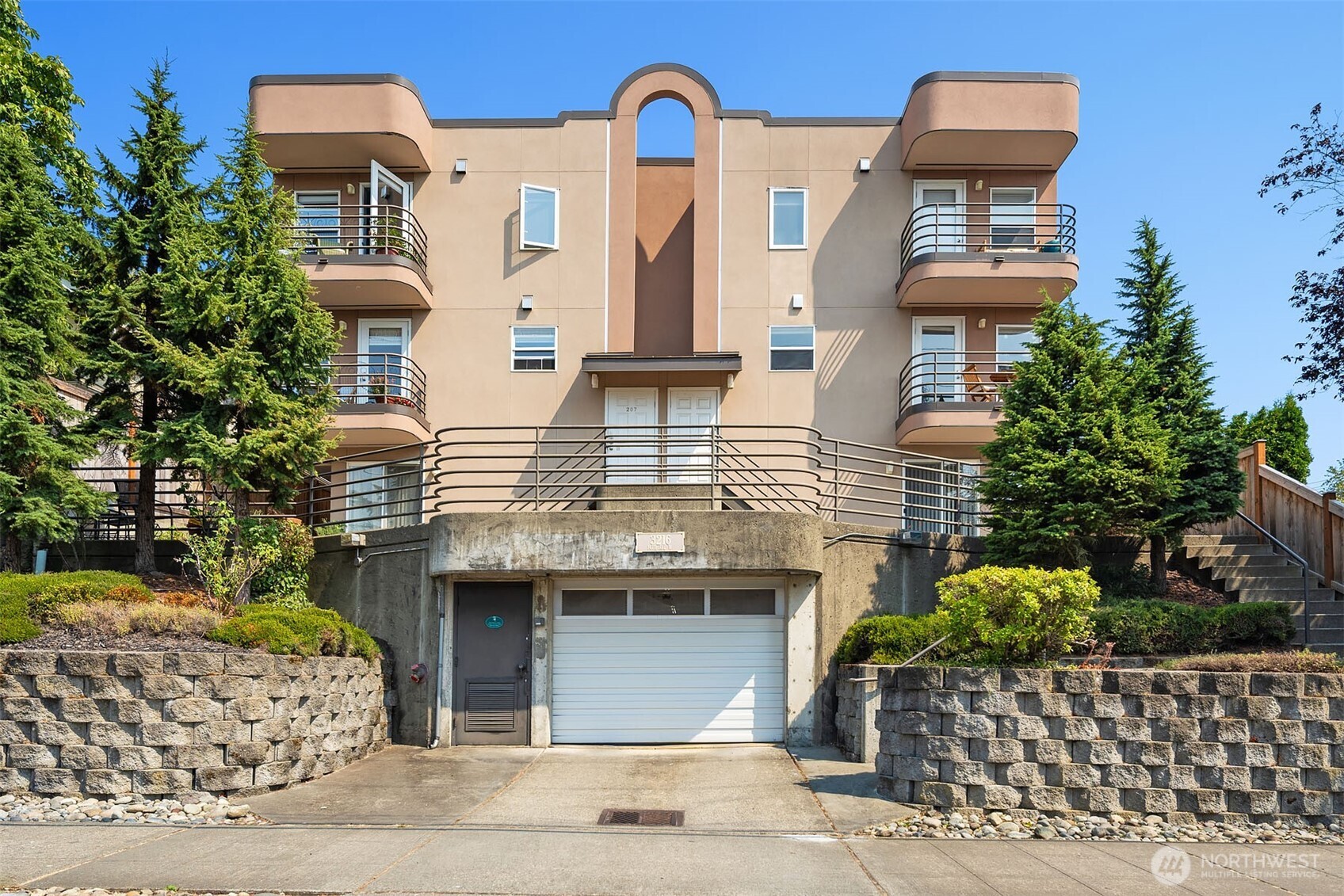 3216 14th Avenue W Unit: 202