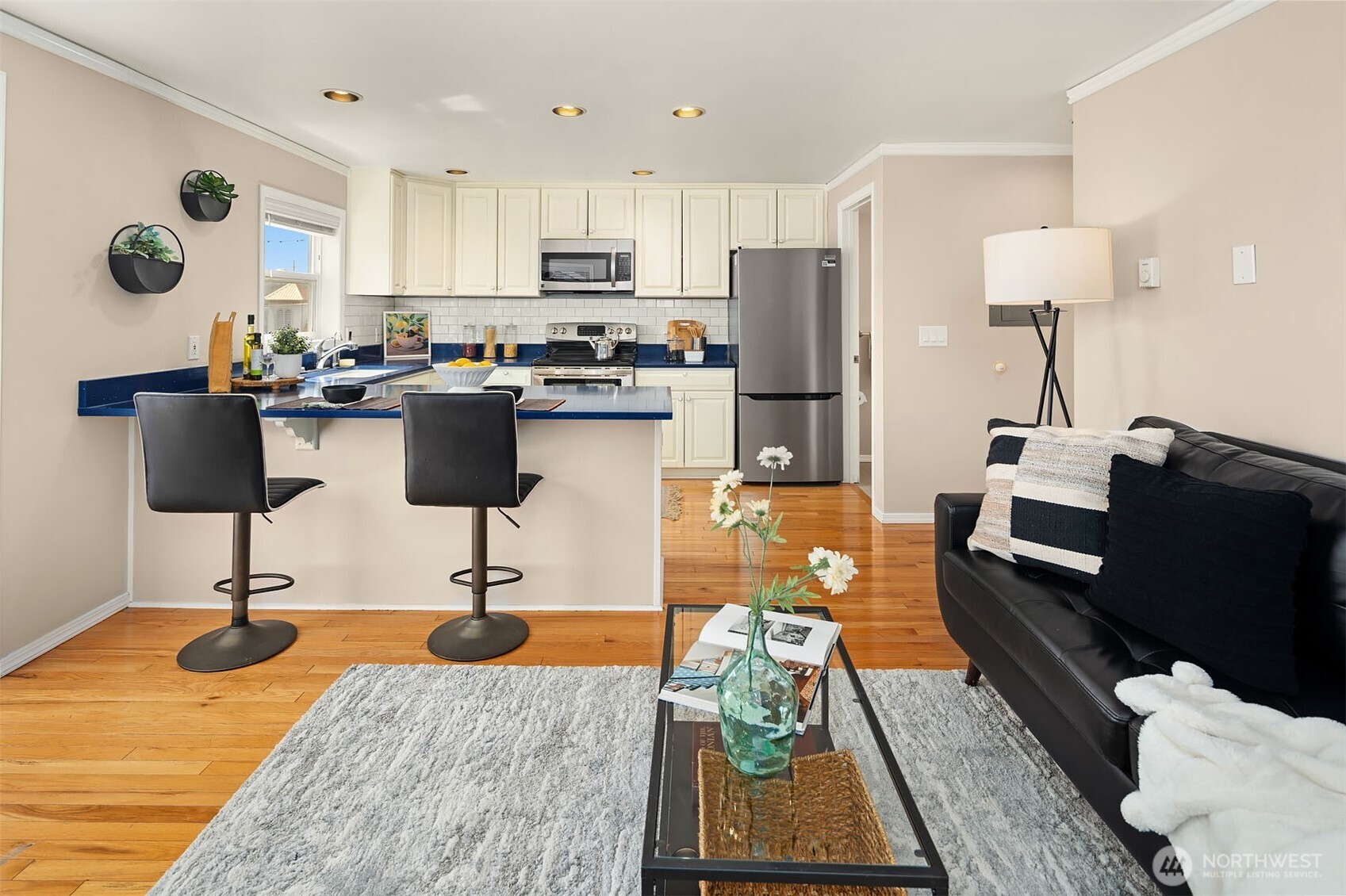 3216 14th Avenue W Unit: 202
