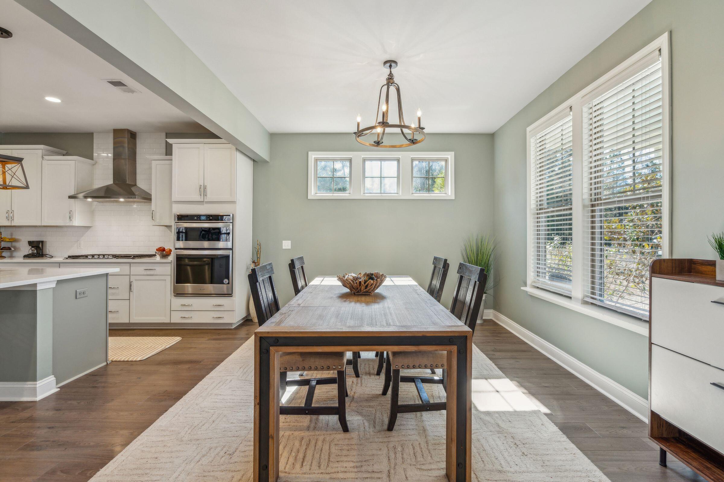 2202 St Johns Woods Parkway