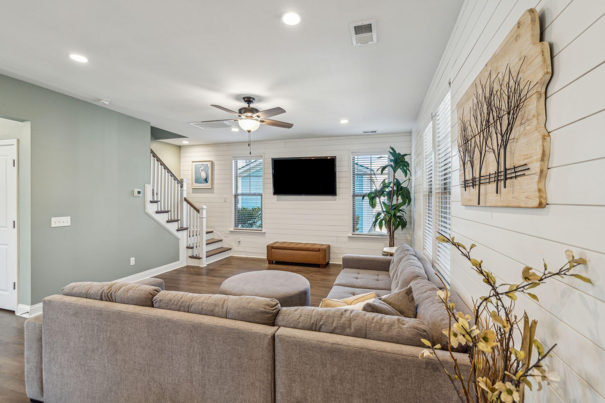 2202 St Johns Woods Parkway