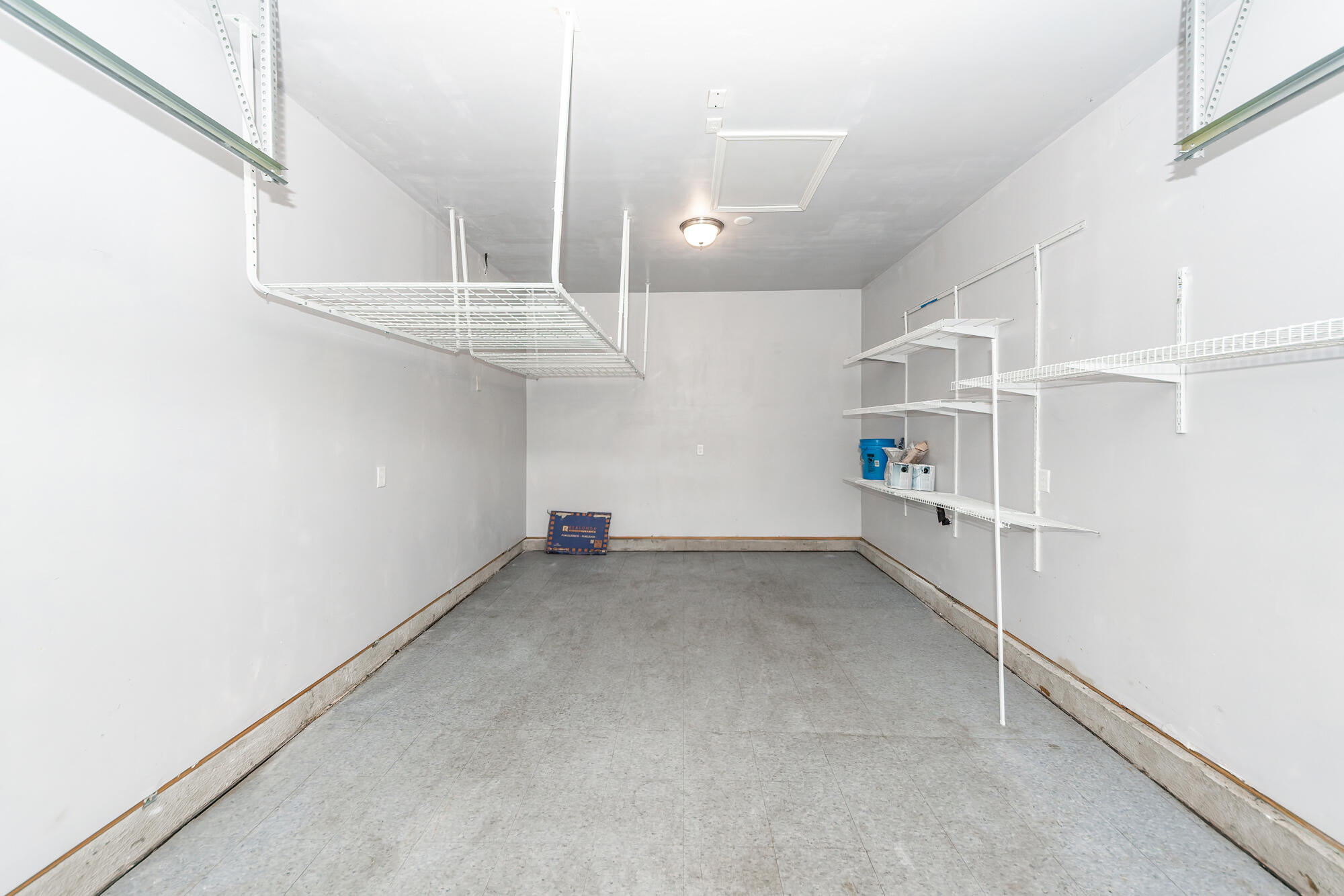 121 Lakelyn Road