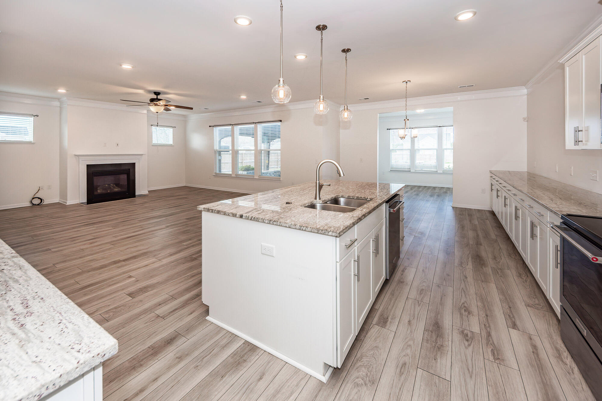 121 Lakelyn Road