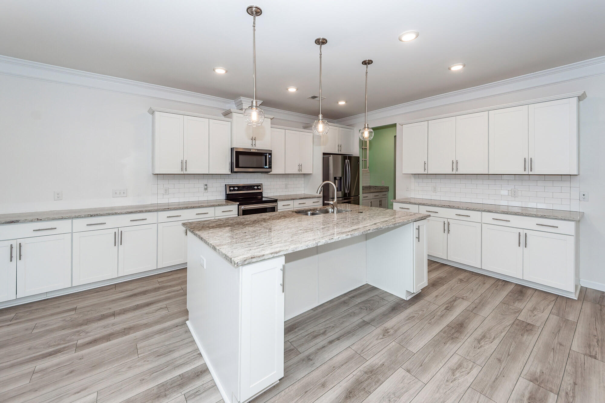 121 Lakelyn Road