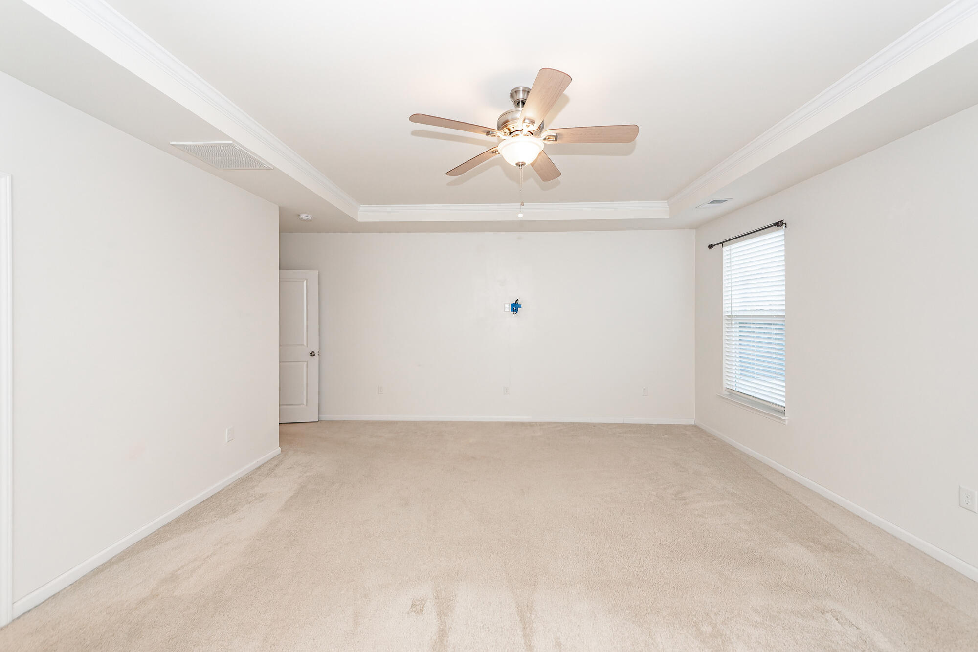 121 Lakelyn Road
