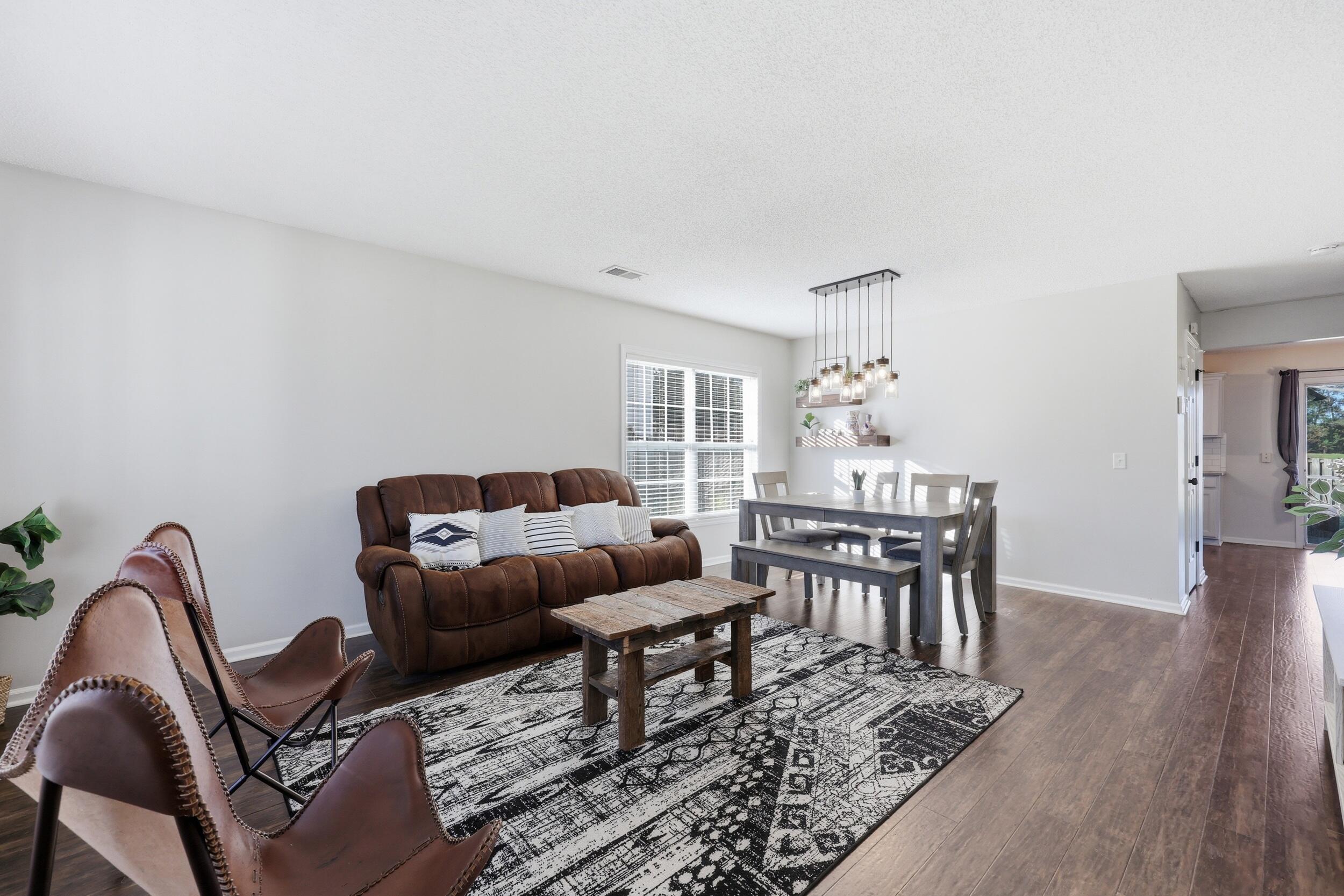436 Dovetail Circle