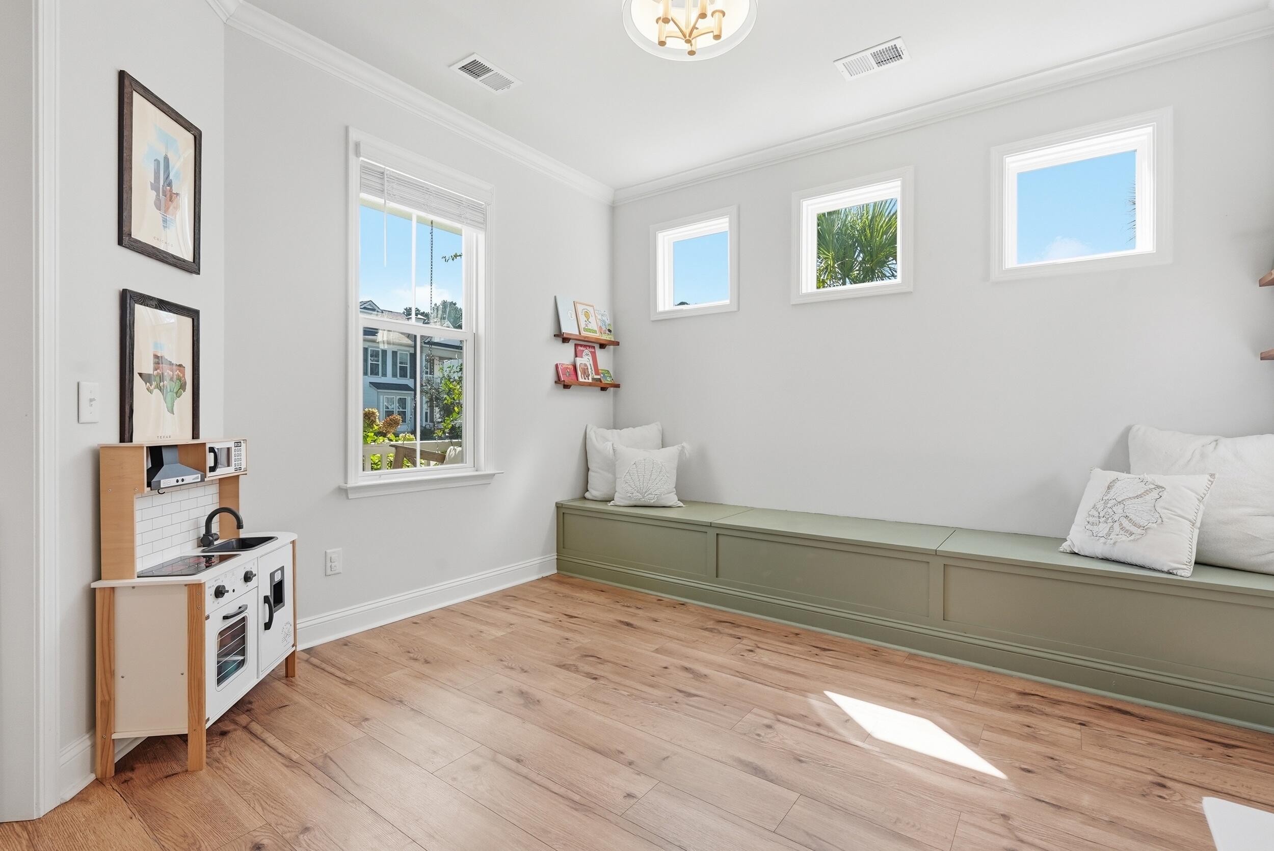 2239 Des Arc Road