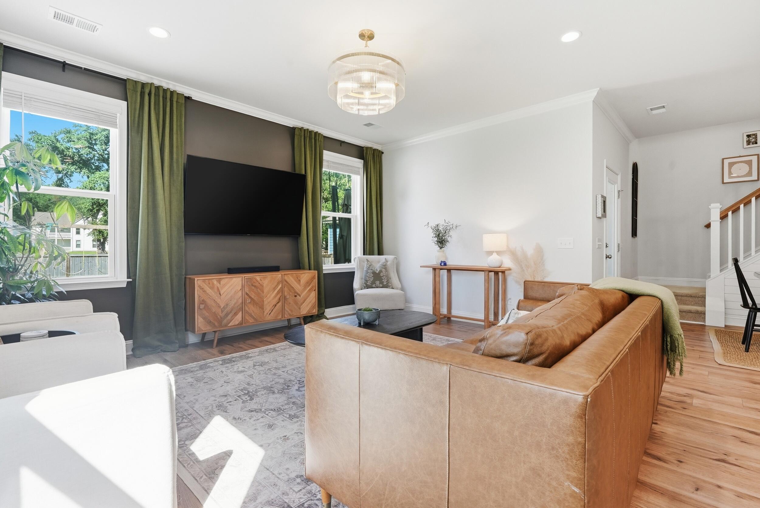 2239 Des Arc Road