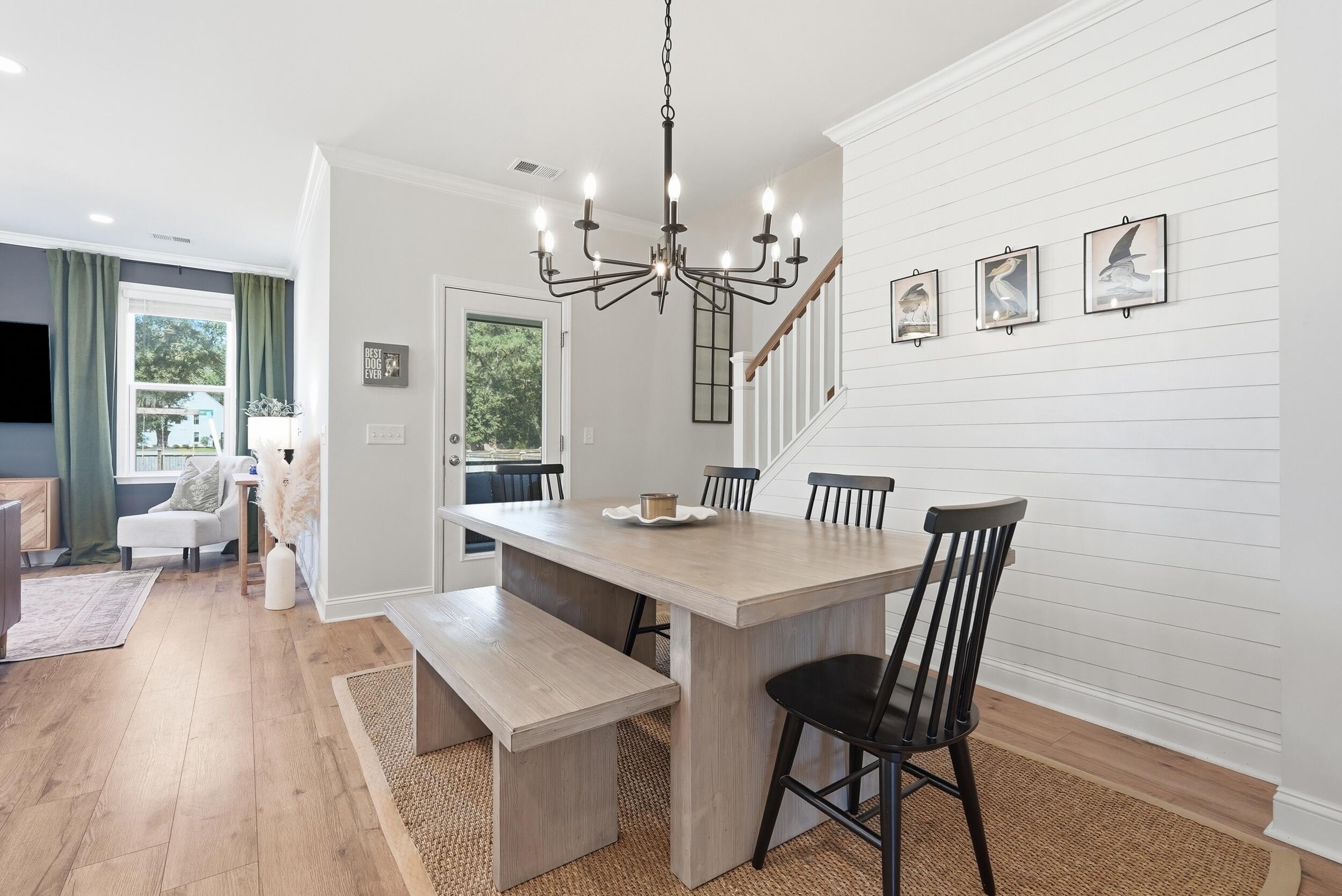2239 Des Arc Road