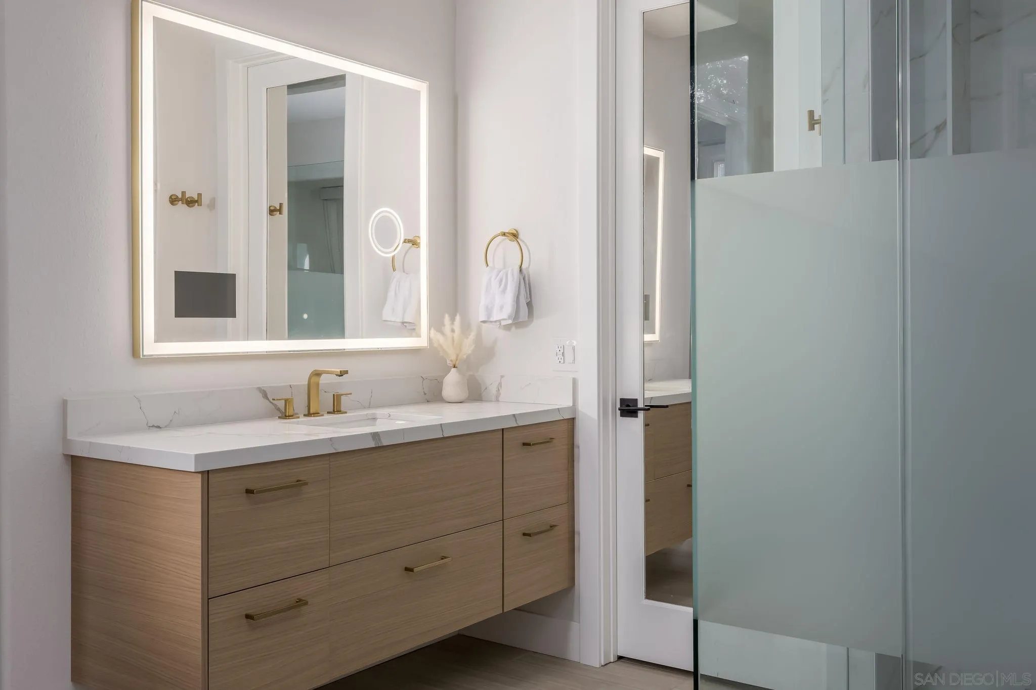 17707 Camino De La Mitra