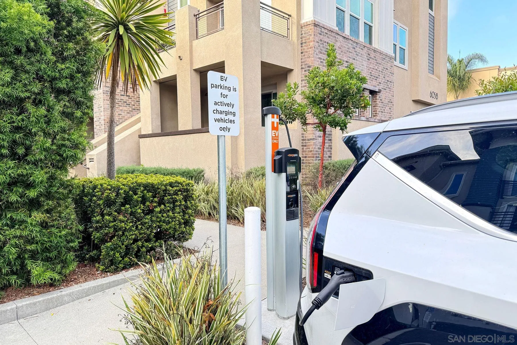 6058 Colt Place Unit 101