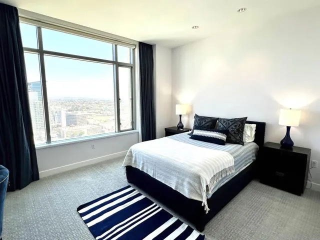 165 6th Avenue Unit 2902