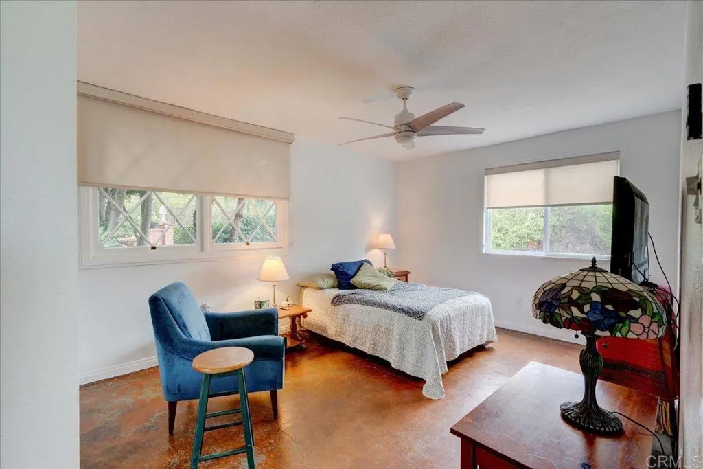 1170 Rising Hill Way