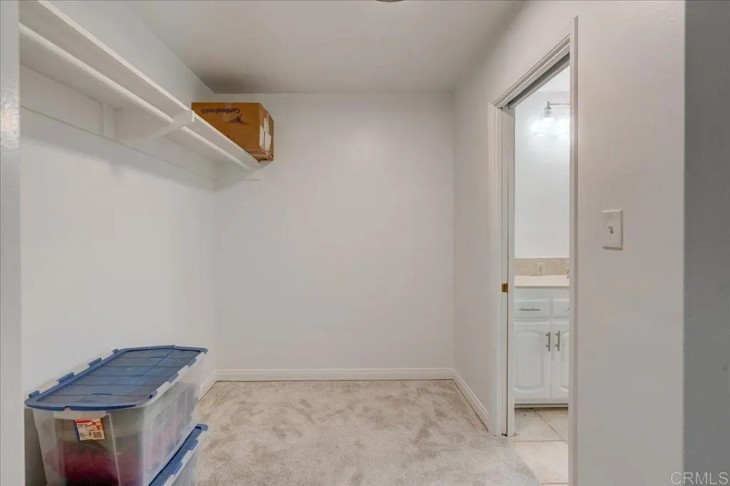 1170 Rising Hill Way