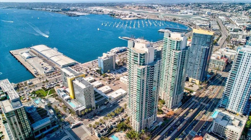 1199 Pacific Highway Unit 3902