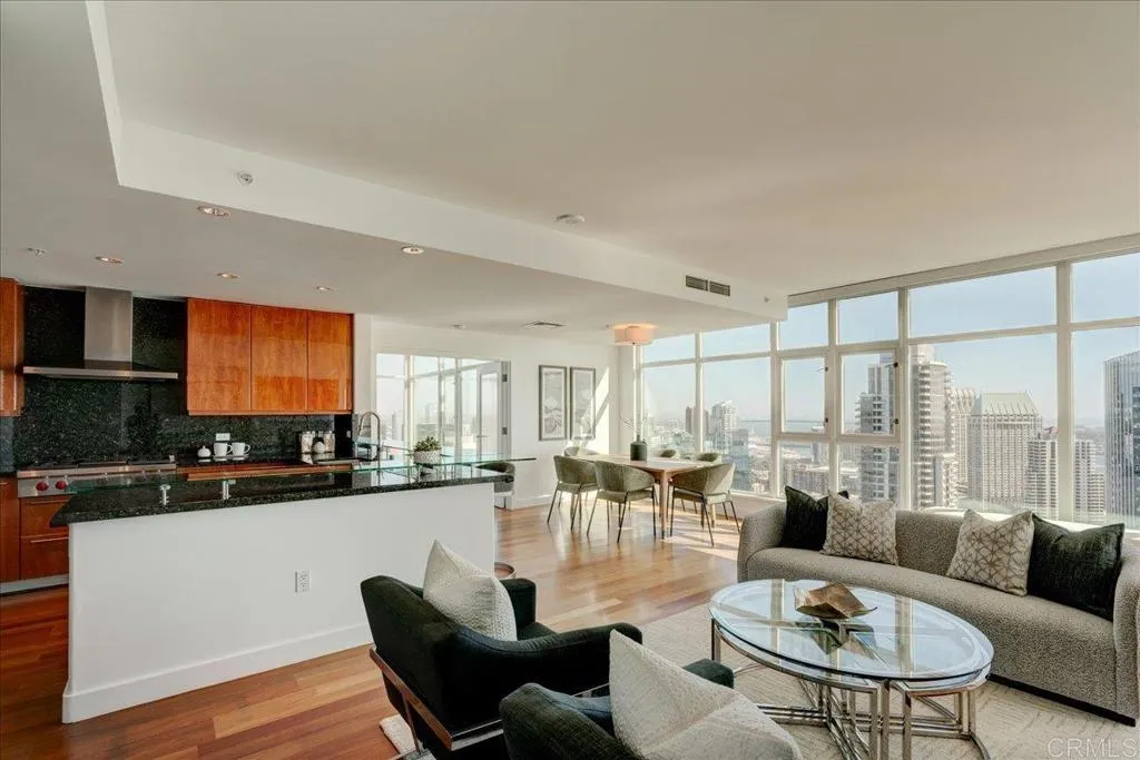 1199 Pacific Highway Unit 3902